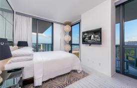 Piso – Miami Beach, Florida, Estados Unidos. 4 700 €  por semana