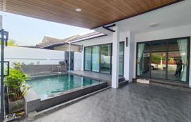 2 dormitorio casa de pueblo 120 m² en Chalong, Tailandia. $229 000