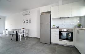 2 dormitorio piso en Pafos, Chipre. 273 000 €