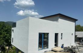 6 dormitorio casa de pueblo 250 m² en Saguramo, Georgia. $110 000