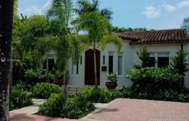 Villa – Miami Beach, Florida, Estados Unidos. $2 000 000
