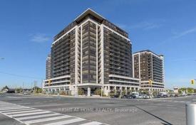 6 dormitorio piso en North York, Canadá. C$843 000