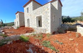 3 dormitorio casa de pueblo 110 m² en Kardamyli, Grecia. 270 000 €