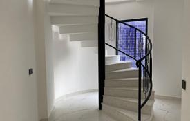 4 dormitorio villa 280 m² en Kargicak, Turquía. 25 654 000 TRY