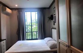 1-dormitorio apartamentos en condominio en Pathum Wan, Tailandia. $228 000