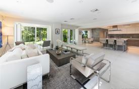 Villa – Miami Beach, Florida, Estados Unidos. $1 849 000