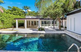 7 dormitorio villa 395 m² en Miami, Estados Unidos. $2 250 000