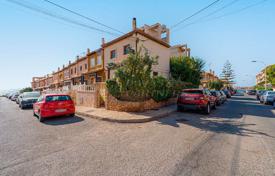 3 dormitorio casa de pueblo 116 m² en Torrevieja, España. 197 000 €