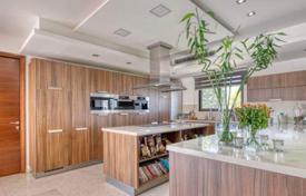6 dormitorio chalet 649 m² en Dromolaxia, Chipre. 1 800 000 €
