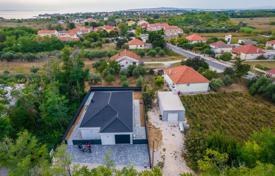 4 dormitorio casa de pueblo 146 m² en Privlaka, Croacia. 480 000 €