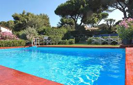 Villa – Talamone, Toscana, Italia. 8 400 €  por semana