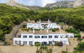 5 dormitorio villa 274 m² en Calp, España. 795 000 €