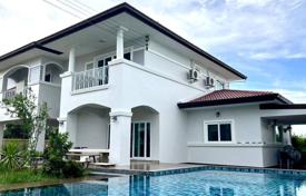Villa – Pattaya, Chonburi, Tailandia. 518 000 €