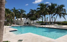 Piso – Miami Beach, Florida, Estados Unidos. $1 049 000