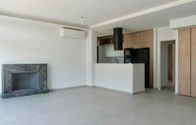 4 dormitorio casa de pueblo 160 m² en Kalamaria, Grecia. 560 000 €