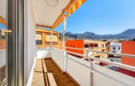 2 dormitorio piso 98 m² en Adeje, España. 295 000 €