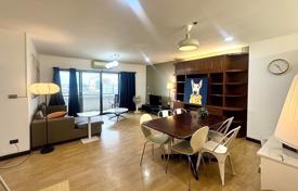 2-dormitorio apartamentos en condominio en Bangkok, Tailandia. $251 000