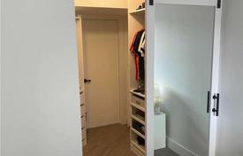 6 dormitorio piso en Old Toronto, Canadá. C$1 237 000