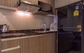 1-dormitorio apartamentos en condominio en Watthana, Tailandia. $150 000