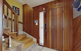10 dormitorio casa de pueblo en North York, Canadá. C$2 062 000