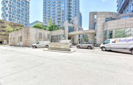 1 dormitorio piso en Yonge Street, Canadá. C$780 000