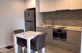 1-dormitorio apartamentos en condominio en Watthana, Tailandia. $234 000