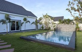 3 dormitorio villa 152 m² en Pattaya, Tailandia. $244 000