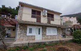 Casa de pueblo – Petrovac, Budva, Montenegro. 330 000 €