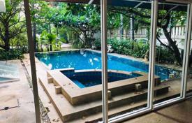6 dormitorio chalet en Watthana, Tailandia. $7 700  por semana
