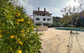 10 dormitorio casa de pueblo 500 m² en Banjole (Croatia), Croacia. 960 000 €