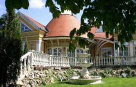 Villa – Budakeszi, Pest, Hungría. 877 000 €