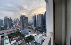 2-dormitorio apartamentos en condominio en Huai Khwang, Tailandia. $258 000