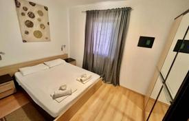 2 dormitorio piso 48 m² en Poreč, Croacia. 224 000 €