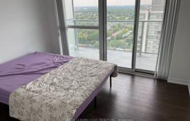 5 dormitorio piso en North York, Canadá. C$873 000