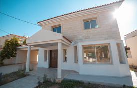Villa – Latsia, Nicosia, Chipre. 600 000 €