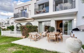 4 dormitorio adosado 240 m² en Nueva Andalucia, España. 1 395 000 €