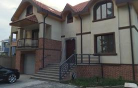Casa de pueblo – Vake-Saburtalo, Tiflis, Tbilisi,  Georgia. $500 000
