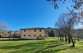 Villa 2700 m² en Arezzo, Italia. 1 190 000 €