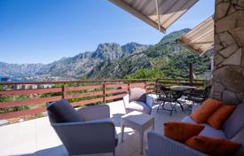 5 dormitorio villa 450 m² en Kotor (city), Montenegro. 1 155 000 €