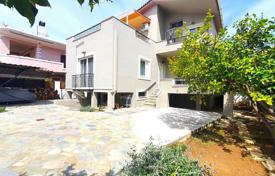 Casa de pueblo – Kranidi, Administration of the Peloponnese, Western Greece and the Ionian Islands, Grecia. 260 000 €
