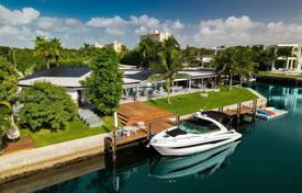 Casa de pueblo – North Miami, Florida, Estados Unidos. $5 500 000