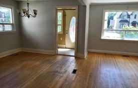 3 dormitorio casa de pueblo en Scarborough, Canadá. C$1 575 000