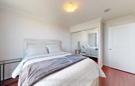 5 dormitorio piso en Scarborough, Canadá. C$762 000