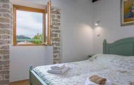 5 dormitorio casa de pueblo 115 m² en Motovun, Croacia. Price on request