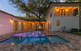 Villa – Coral Gables, Florida, Estados Unidos. 1 818 000 €