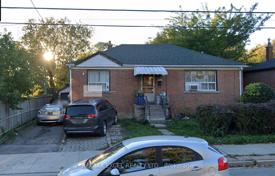 6 dormitorio casa de pueblo en North York, Canadá. C$2 360 000