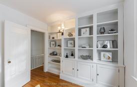 6 dormitorio adosado en Old Toronto, Canadá. C$1 816 000