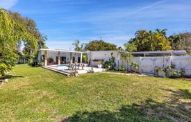 3 dormitorio casa de pueblo 250 m² en Miami, Estados Unidos. $1 795 000