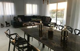 4 dormitorio adosado en Pafos, Chipre. 410 000 €