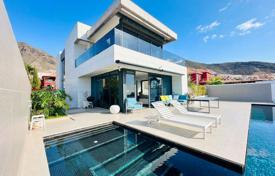 5 dormitorio villa 528 m² en Costa Adeje, España. 2 650 000 €